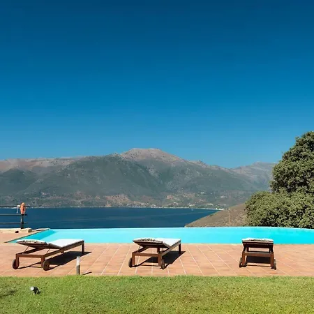 Vila Mani House-ktima Kriviana