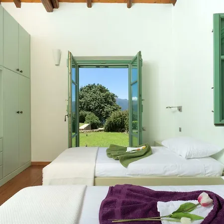Mani House-ktima Kriviana